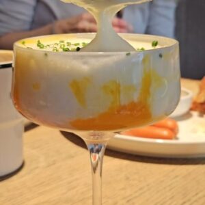 Lukáš Hejlík Instagram - Tyhle #vejcedoskla z @restauraceperk v @hotelperk mám ve svých top3 v Česku. Jsou s litovelskou espumou. Pro srovnání, vejce do skla jsem zkusil  je na 46 místech. A mimochodem, Perk, respektive šéfkuchař @hanesmaly a jeho tým dělá a la carte snídaně pro hosty, když v hotelu není zrovna největší fičák. A v neděli mimochodem i dlouhé brunche. My tam po dvou měsících s rodinou zase jedem. Perk je šPerk nejenom pro Šumperk, ale pro celý @olomoucky_kraj_tourism .
#hotelperk 
#gastromapalukasehejlika