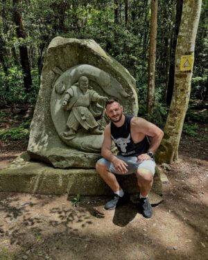 Lukáš Krpálek Instagram - Děkuji Japonsko 🇯🇵⛩️🙏🏼
.
Mám za sebou důležitou část přípravy, kterou teď už jen maximálně vyladit v Praze, abych se dokonale naladil na jeden z vrcholů letošního roku. 🏆✊🏼🇨🇿
.
#Judo #czechjudo #roadtoparis2024 #olympic #ippongear #uppower #unlimitedperformance #svijany #moraviasteel #underarmour #autohorejsekgroup #spartaagency #uafamily #agel #vscvictoria @daada_92 @pprovazek