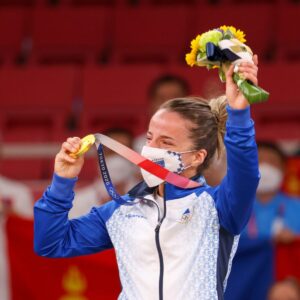 Lukáš Krpálek Instagram - ⭐️𝗗𝗘𝗙𝗘𝗡𝗗𝗜𝗡𝗚 𝗖𝗛𝗔𝗠𝗣𝗜𝗢𝗡𝗦 🥇 🏆 ⭐️

These European athletes achieved GOLD in their respective weight categories at the Tokyo 2020 🎌Olympics 

🟨 Team France 🇫🇷

🟨 Distria KRASNIQI 🇽🇰 -48kg* (now competing in -52kg)

🟨 Nora GJAKOVA 🇽🇰 -57kg

🟨 Clarisse AGBEGNENOU 🇫🇷 -63kg

🟨 Lasha BEKAURI 🇬🇪 -90kg

🟨 Lukas KRPÁLEK 🇨🇿  100kg 

#Olympics #OlympicChampion #Judo #EuropeanJudo #Paris2024