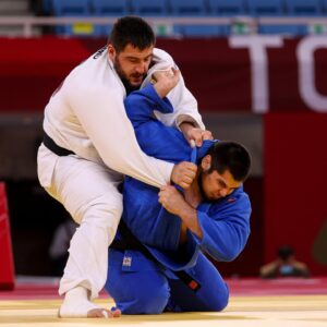 Lukáš Krpálek Instagram - 💫 Medal Moments from #Tokyo2020 🎌  100kg

🥇Lukas KRPÁLEK 🇨🇿
🥈Guram TUSHISHVILI 🇬🇪 
🥉Teddy RINER 🇫🇷 
🥉Tamerlan BASHAEV

1️⃣ DAY TO GO 🥳🥳🥳 #Paris2024 🇫🇷

#EuropeanJudo #Judo #Olympics