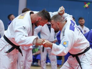 Lukáš Krpálek Instagram - Další náročný týden za mnou. 🔥🇭🇷
.
Pokračujeme v cestě dál #roadtoparis2024 . ✊🏼🇫🇷
.
#judo #czechjudo #roadtoparis2024 #porec #croatia #ippongear #uafamily