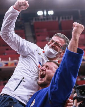 Lukáš Krpálek Instagram - 🥹😱 15 DAYS TO GO until Judo at @paris2024 🇫🇷🥋

Lukáš Krpálek 🇨🇿
Olympic champion in the  100 kg category at @tokyo2020 🥇

#Sport #Olympics #OlympicQualifiers