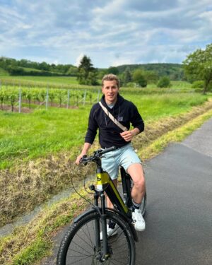 Lukas Sauer Instagram - Die Pfalz 🍇🌱

#zumwohldiepfalz #heimatliebe