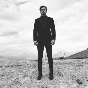 Luke Benward Instagram - What do I do with my hands?