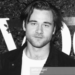 Luke Benward Instagram - @teenvogue #younghollywood 
@movado