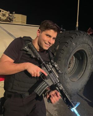 Luke Bilyk Instagram - Safety first, fun second and filming the scenes you’re  being paid for third. Final episode of Reacher out now!