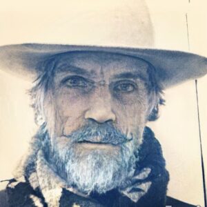 Luke Gulbranson Instagram - I remember when I was 19 and thought what my life would be when I was 25 and then what it would be when I was 35. Needless to say there is no recipe for what your life can be. I walk by faith and appreciate the little things. My heart is filled with gratitude. Big hug to everyone who took the time to send me a birthday wish. Have a lovely New Year! ❤️ 🙏