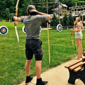 Luke Kleintank Instagram - Fire away!! #katnisseverdeen #bullseye #archery