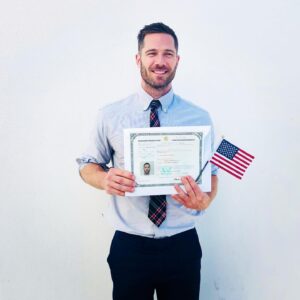 Luke Macfarlane Instagram - Two years ago today I became an American citizen. WIth my Macfarlane family tartan tie I took an oath of allegiance with people born in many different countries. #vote