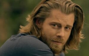 Luke Mitchell Instagram - Who to trust or not to trust? 
That is the question… Tonight’s episode of @bigskyabc is ALL NEW! 🏕⛰🔪🤐 #BigSky