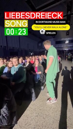 Luke Mockridge Instagram - Liebe zu dritt ! Ganz Dortmund Song you’ll never walk alone 🥹