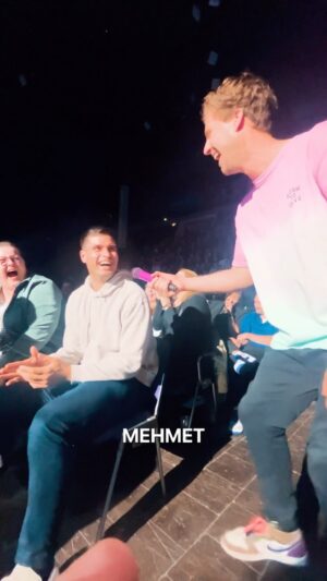 Luke Mockridge Instagram - Auf Live-Tour kann alles passieren! 

Mehmet einfach Voice of Germany ❤️

    Tickets für Funny Times jetzt überall     