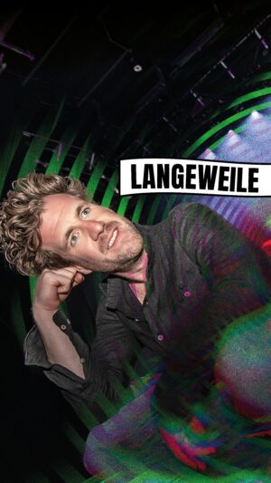 Luke Mockridge Instagram - Langeweile 💭

#comedydeutschland #comedyliveshow #humor #funny #lustig #comedy #lustiges #lukemockridge #deutschland