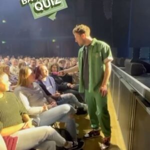 Luke Mockridge Instagram - War komplett mit meinem Latein am Ende…in welchem Baumarkt arbeitet diese Dame? Morgen gibt es die Auflösung mit einem spektakulären impro Song darüber inklusive 🔨