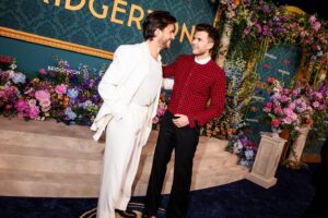 Luke Newton Instagram - Wild night at the S3 Premiere 💃🏻