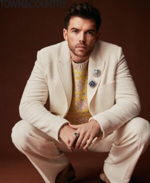 Luke Newton Instagram - @townandcountrymag 💛