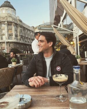 Luke Pasqualino Instagram - Feeling blessed and impressed…in Budapest! Photo courtesy of @jessie_mei_li