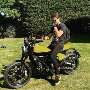 Luke Pasqualino Instagram - Weather like this can mean only one thing... 😎 @ducatiuk @ducati