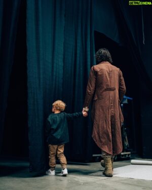 Luke Smallbone Instagram - I’ll be by your side in it all.. i’m cheering you on. 👨‍👦📣❤️

Moment captured by: @mitch.cs 📷