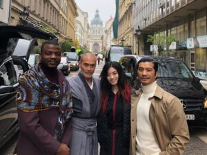 Luna Fujimoto Instagram - Finally @47roninmovie is out today in Japan on Digital, Blu-ray & DVD⚔

ついに、#47roninザブレイド が日本でも見れるようになりました‼️アマプラとレンタル両方あります。ぜひ見てください💕

#bladeofthe47ronin