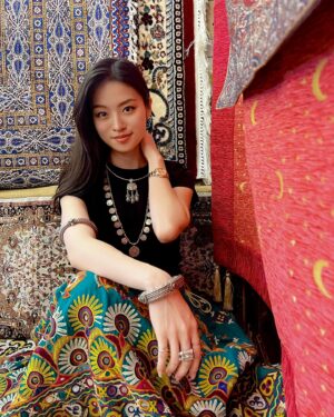 Luna Fujimoto Instagram - Middle Eastern vibes

#restaurantintokyo #tokyotrip #turkishlamps #turkishfood #rajasthanifolk #rajasthanidress #ラジャスタン刺繍 #ラジャスタンドレス #トルコランプ #トルコ料理 #異国情緒 #異国の雑貨 #藤本ルナ