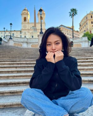 Luna Fujimoto Instagram - Roman Holiday location🎬✨

#romanholiday #romanholidaylocation #piazzadispagna #romeitaly #romecity #rometravel #スペイン広場 #ローマの休日 #ローマの休日ロケ地 #ローマ旅行 #ローマ観光
