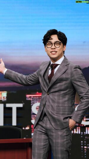 Lung Hor Instagram - 大選前不演了
🎬 完整影片請至薩泰爾娛樂 YouTube 收看

點擊 @str_network 主頁連結
訂閱賀瓏夜夜秀最新消息🔔

#賀瓏 @hellohorlung 
#Albee @albeefin