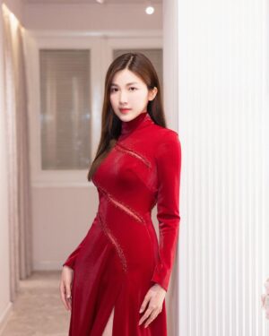 Lương Thanh Instagram - ❤️