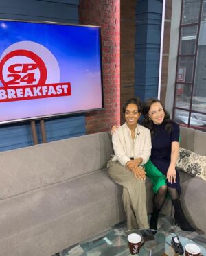 Lyndie Greenwood Instagram - Today’s the day!! Catch #Shelved tonight! 

Repost from @ctv_pr

•
Ahead of tonight’s series premiere of the new #CTV Original Comedy #Shelved airing at 9:30 pm ET/PT on @CTV, series star @lyndiegreenwood (who plays Wendy Yarmouth) stopped by Bell Media Studios in Toronto for a full press day.
 
Created and executive produced by @aqfarrell, @shelved_tv airs Mondays at 9:30 pm ET/PT on @CTV, CTV.ca and the CTV app.
 
(CBC Photo Credit: Vivian Rashotte, Q with Tom Power)

Amazing hair by @janetjacksonhairstylist and gorgeous makeup by @francelinegraham ❤️