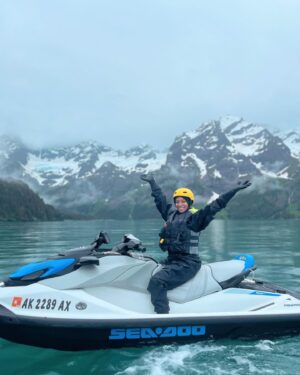 Lyndie Greenwood Instagram - Been having a hard time interacting with this app lately. With so much going on in the world, what can I possibly post? But I think it’s important to recognize when there is joy and to have gratitude. And so, reflecting on summer, I’m so grateful for the time I had with Ben’s family in Alaska to celebrate his cousin’s marriage. I didn’t get any pics of the wedding (derp), but look at this magical place! I can’t wait to get back there someday. 

#anchorage #seward #sewardalaska #exitglacier