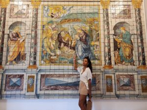 Lyndie Greenwood Instagram - Welcome, the fourth floor of life!! Ben and I celebrated in Lisbon. The city is bursting with beauty and music and food and life. We walked and ate and listened and also found some time to chill. Calling forth ease into this new decade. Ease and joy and gratitude. 

Love y’all. Thank you for the birthday wishes. And thank you, Ben. It was a real blast 🧡

#lisboa #sintra #cascais #birthdays #unbirthdays #6/6/1983 
@benji.on.the.reg