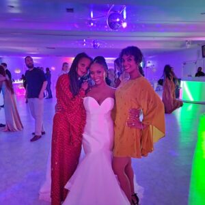 Lyndie Greenwood Instagram - Celebrating love 💗