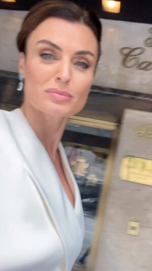 Lyne Renee Instagram - Episode 7 now streaming @hbomax! When I say I takes a village to create Helena. It does. And keeping this white dress clean on set a challenge, especially on me as I spill everything 🤓. So happy to be part of this incredible cast, crew and creators. I only had a few days to switch characters as every year I came from another show @motherlandtv . So stepping into Helena’ shoes was heaven and so much fun each time. Styling @ericdaman_style Make up @rosemaryredlinmakeup1 , Hair @nyc_hair. #gossipgirl @gossipgirl #hbomax #helena #❤️