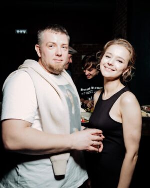 Lyubov Konstantinova Instagram - Шапка «Этерны». Было очень тепло. Очень!✨🫶🏻 @tv_aeterna @trinityclub_moscow Фотографии нашей прекрасной @ugolphoto ❤️ А макияж и причёску мне сделала талантливейшая @karaulkinamakeup