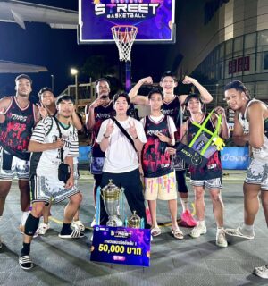 M Phurin Instagram - ยินดีกับเเชมป์ 4Kings  Champion 🥇🏆 เเละ 
รองชนะเลิศอันดับ 2 BLACK ARENA 🥉

ขอบคุณน้องทุกคนมากๆ ที่ใส่เต็ม เต็มที่ทุกเกม 💪🏻
ขอบคุณทีมเเม่บ้านที่ให้กำลังใจตั้งเเต่วันเเรก 🫶🏻
ทุกคนสุดยอดมาก 🎉 

ขอบคุณเฮียปิงผู้สนับสนุนหลัก 4Kings และ Black Arena 🫶🏻❤️ 

ขอบคุณ Pattaya Basketball Club ที่จัดรายการ
3x3 Terminal 21 Pattaya Street Basketball 2023 รายการดีๆครับ ผู้จัดทุกคนและกรรมการทุกท่านครับ 

ขอบคุณ Feelgoat.th ที่สนับสนุนน้องๆ Black Arena ทุกคน ❤️🫶🏻❤️

ขอบคุณ กางเกงสวยๆ จาก HoopLife ในรอบ Semi - Finals 🫶🏻

ขอบคุณ  PP Design SPORT Co.,LTD. ที่ออกแบบ
เสื้อสวยๆ ทีม 4kings และ Black Arena🔥 

#pattayastreetbasketball #4kings2 #BLACKARENA #Feelgoatth #hooplifeth #ppdesignsports #KINGSTEP #AllStarClub #4Kings #moveup4289 #earthofficial