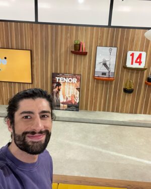 MB14 Instagram - Merci à @nathalielevyoff et toute l’équipe de #enaparté sur @canalplus et #mycanal pour l’accueil ! C’était vraiment un kiff et bravo pour ce beau travail super pointu, on se sent à la maison! Si voulez en apprendre un peu plus sur moi, n’hésitez pas à mater le replay on a beaucoup discuté ! 😘🙏🔥❤️
Merci à @dominiquesegall @loanngreulich_ et @canalplus pour la confiance et pour votre confiance et à la meilleure des stylistes @charlybowie @bowie.charly 😜 !
#tenorlefilm #tenor #cinema #beatbox #actor #opera #rap #thevoice #movie #promo #acting #interview