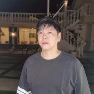 MC Calaquian Instagram - Oo inedit ko so may problema? Wala! kasi ang mukha ko ang may problema 🤣🤣🤣 Salamat @reyshier