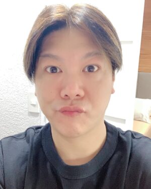MC Calaquian Instagram - Eto na naman, lilipas din naman eto, makakaraos din tayong mga sawi, cge cge Happy Valentines na lang 🤣🤪😂❤️❤️❤️