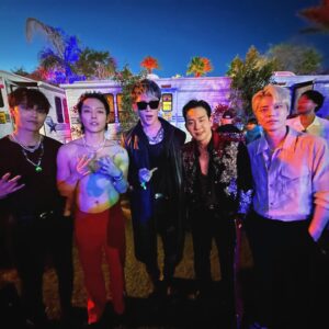 MIYAVI Instagram - Coachella wk01 🌴

1- Came here for work (and tequila)
2- Can’t stop loving this magic man 
3- I felt like a teacher
4- Tokyo calling! 
5- Dreamy (My legs were completely dead)
6- Bad boys from Hongdae
7- Who’s the artist and who’s the agent 
8- Good example of a manager on his business trip 

Great seeing many great performances and friends.亚洲继续摇滚，团结一致，互相支持🌎

コーチェラ１週目
たくさん素晴らしいパフォーマンス見れた＆友達にも会えました。
今年は日本のアーティストもたくさん出ていて
みんな頑張っているのを見れてこちらもパワーもらいました。
みなさんお疲れ様でしたー
