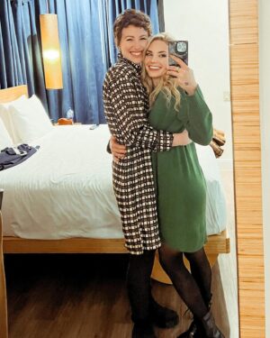 Mackenzie Mauzy Instagram - Aunting, wishing, loving, climbing, New Yorking all the way! ❄️