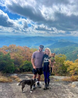 Mackenzie Mauzy Instagram - October is for lovers