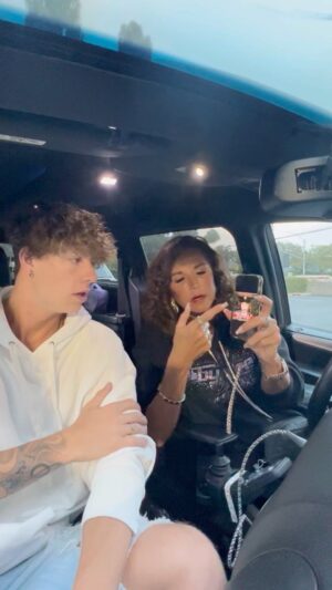Mackenzie Sol Instagram - ITS OUT ❗️LINK IN BIO❗️whenever you feel down or have a bad day just bump this song in the car 🩵 #reels #explore #explorepage #omg #love