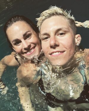 Macy Chiasson Instagram - Happy Birthday to the most beautiful woman in the world 🌎 ❤️🏳️‍🌈
Thank you for doing life with me and making me laugh along the way. 
Love you.
.
.
#love #loveislove #lgbtq🌈 #lgbtpride #woman #women #fitness #mexico #dallas #laugh