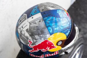 Mad Mike Instagram - Wild that I’ve had this helmet as a trophy from @redbull for winning the @formuladjapan Championship back in 2018 and I’ve never even worn this skid lid but it’s been the pride of display for many years however today I felt it was definitely worth strapping it on for our first shakedown of our @mclaren #MADMAC on track. This lid’s art work is made up of all the things that inspire me from Japan on one side and New Zealand on the other… Clearly Bruce McLaren is forefront of it all being a true Kiwi legend so it was an epic feeling to have him ride with me today in our screaming creation of a Mclaren.

#RotaryMclaren #FlyingKiwis

📸 @graememurraynz