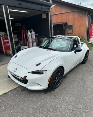 Mad Mike Instagram - Welcome to our family 😆. 
New our project started with MX5 ND. 
Which rotary engine do you prefer ?? 
2,3,4,5,6 rotor ?? 
NA or Turbo ?? 
Mazda sprit racing 💥
Mazda motor sport 💥. 
Mazda ✌️. 

マジックファミリーに新しくロードスターが加わりました！
さー新しいプロジェクト始まりますよ😁。
どのロータリーエンジンをつかましましょうかねー？
2,3,4,5,6ローター？NAかターボか？悩んでいる時が一番楽しいですねー😆✌️。
乞うご期待？

#tcpmagic #madmike #mazda #mx5 #mx5_roadsters #mazdaspritracing #共に挑む #withmazda #rotaryengine #royotires #proxesr888r #drift #timeattack #redbull #redbullmotorsports #mazdamotorsports #マツダ #トーヨータイヤ #レッドブル