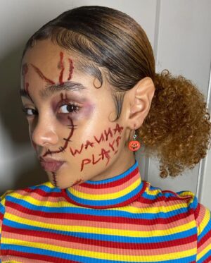 Madalen Mills Instagram - can you guess who i am?? #happyhalloween #halloweekend #halloweenmakeup 🎃🩸
