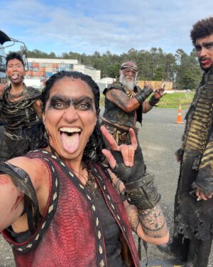 Madeleine Sami Instagram - Where to start with the bts?! Playing Archie was a goddamn joy! What a crew. Love them all 4 lyfe 🖤 🥰 🏴‍☠️