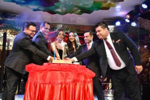 Madhura Naik Instagram - Celebrating the grand paiza opening at Ballys Srilanka 🎂