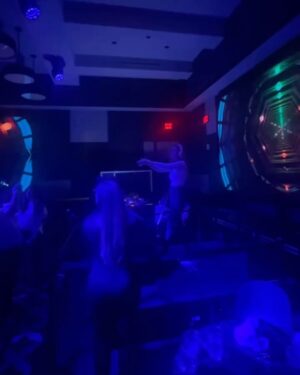 Madisen Beaty Instagram - Man @chasingrabbitsvail last week was the best way to close out ‘23. Thank you for having me! ❄️ 

To my girls: ily & our adventures. 

Last slide is the vibe for ‘24.