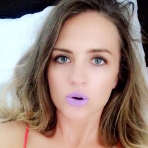 Madison Riley Instagram - Sometimes you gotta pump others up to pump yourself up. #winnersneverquit #quittersneverwin #beforeigotbanged #fbf